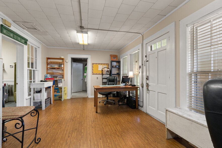 More Photos Of 104 W Broad St, Wedowee Medical For Sale