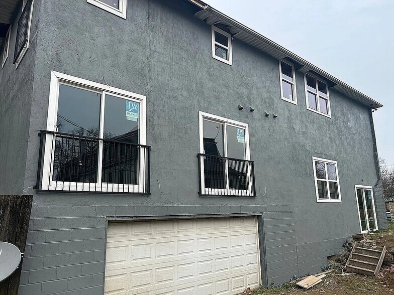 More Photos Of 143 S Garfield Ave, Columbus Apartments For Sale