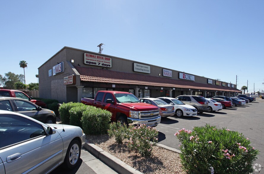 More Photos Of 4425 W Glendale Ave, Glendale Unknown For Lease