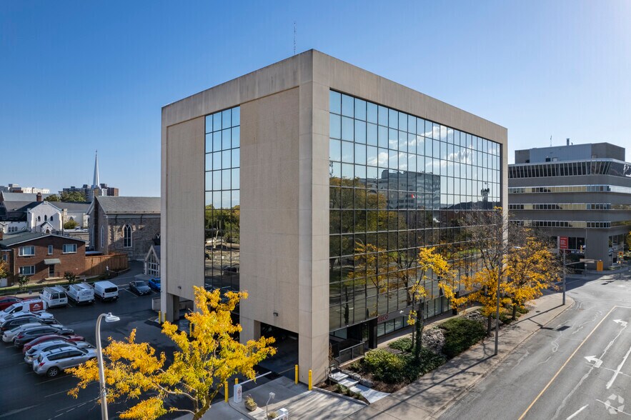 More Photos Of 63 Church St, St Catharines Office For Lease