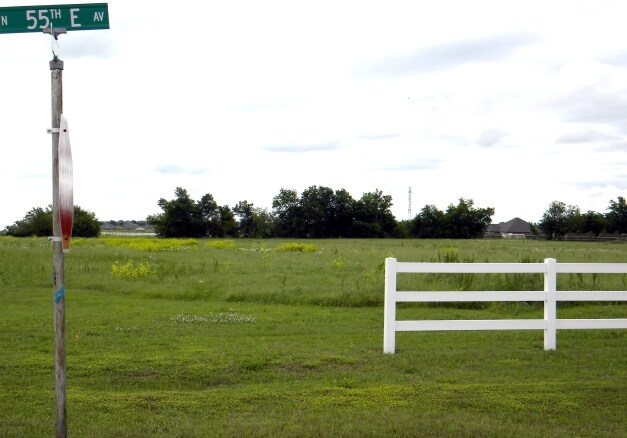 More Photos Of 5940 E 146th St, Collinsville Land For Lease