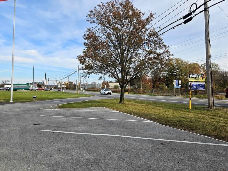 More Photos Of 141 Innovation Dr, Duncansville Warehouse For Lease