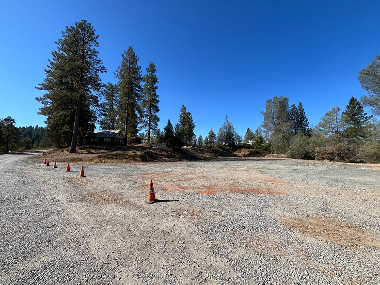 More Photos Of 11452 E Bennett Rd, Grass Valley Industrial For Lease