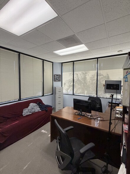 More Photos Of 23832 Rockfield Blvd, Lake Forest Medical For Sale