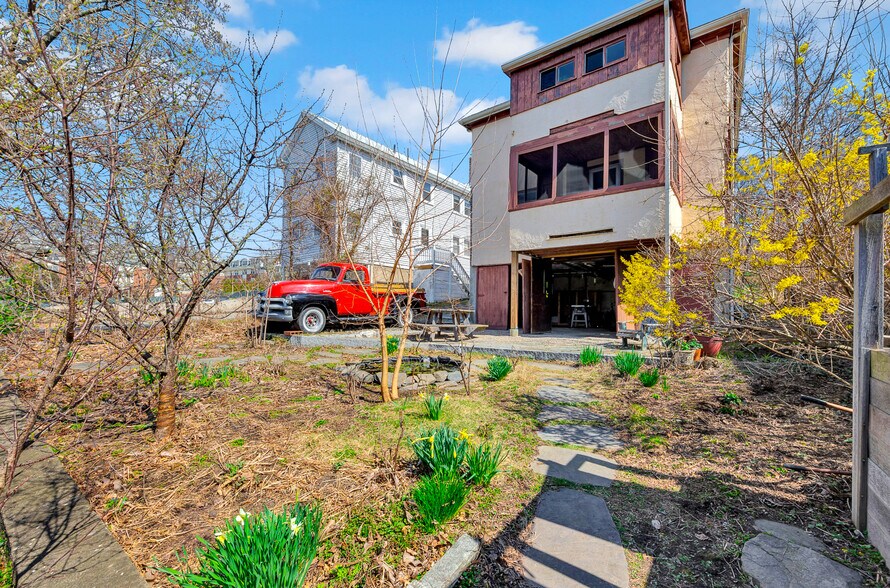 More Photos Of 126 Westbourne Ter, Brookline Multifamily For Sale