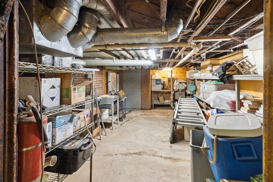 More Photos Of 28080 Waltz Rd, New Boston Restaurant For Sale