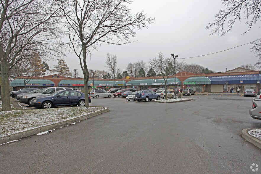 More Photos Of 1224 Dundas St W, Mississauga General Retail For Lease
