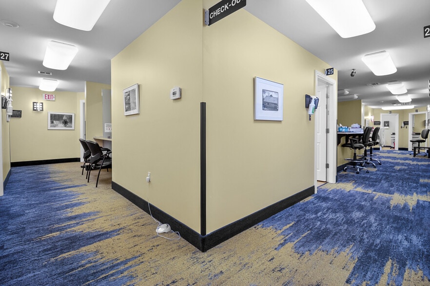 More Photos Of 803 Meyers Baker Rd, London Healthcare For Sale