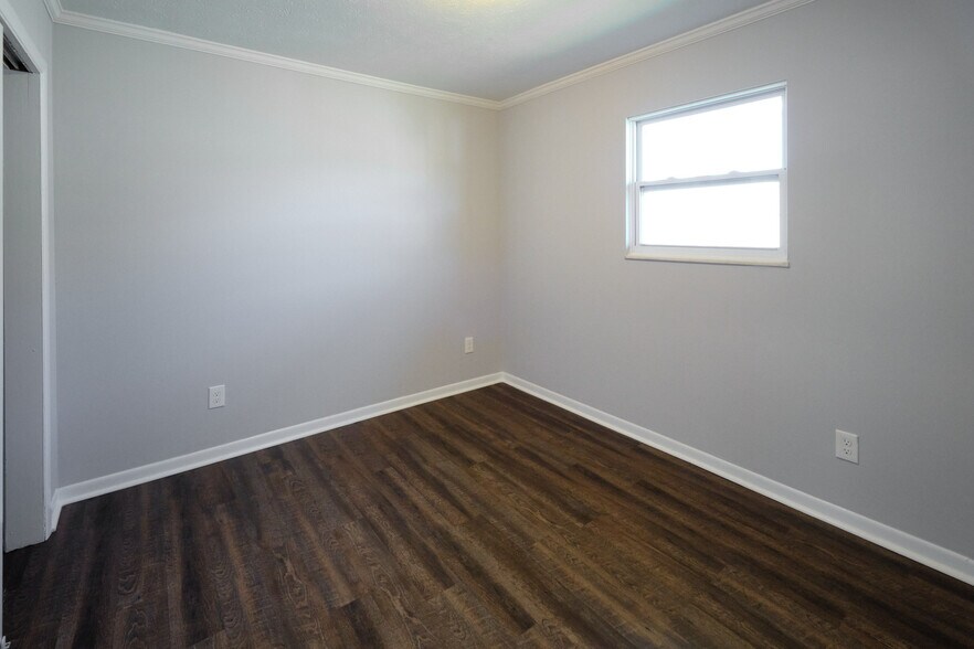 More Photos Of 609 E Inskip Dr, Knoxville Apartments For Sale