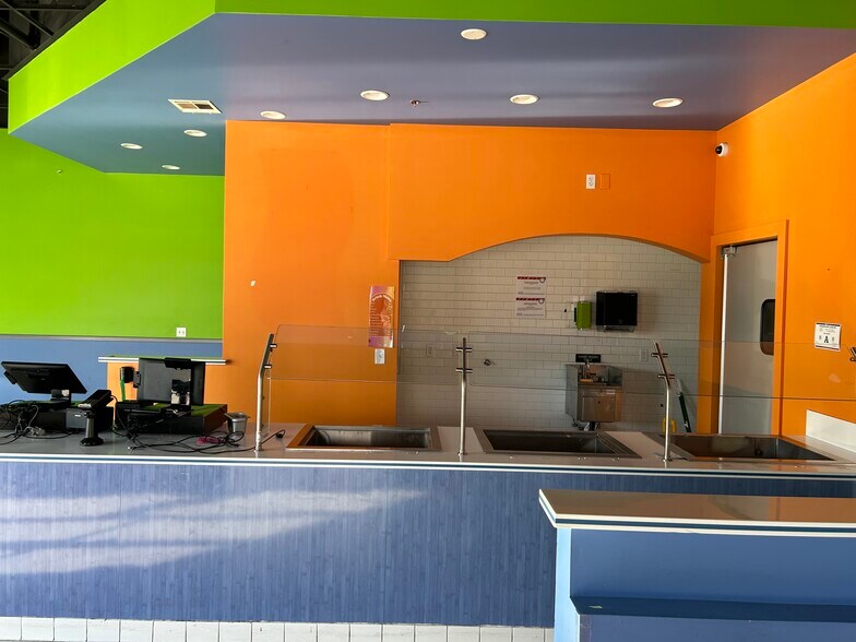 More Photos Of 790 Coronado Center Dr, Henderson Unknown For Lease