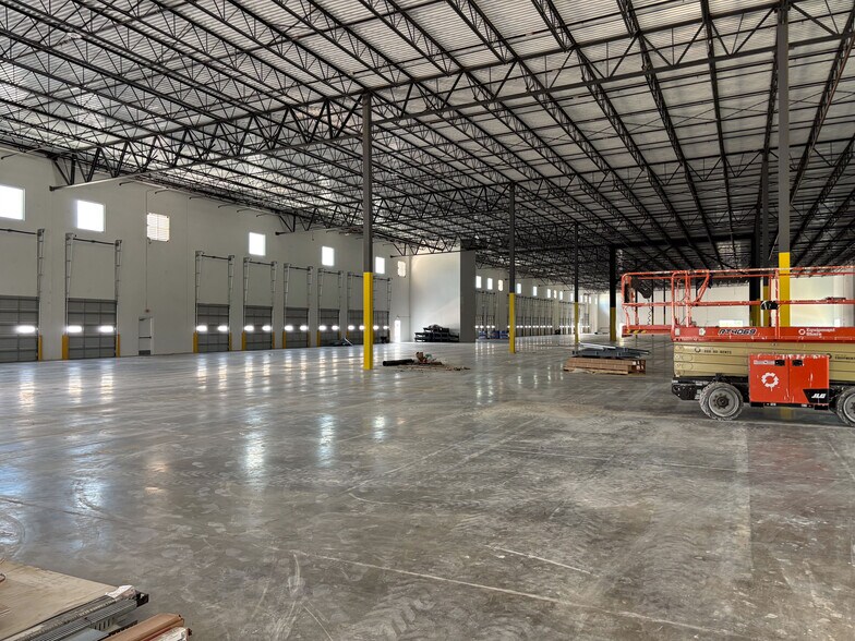 More Photos Of 1225 Fortuna Rd, San Marcos Unknown For Lease