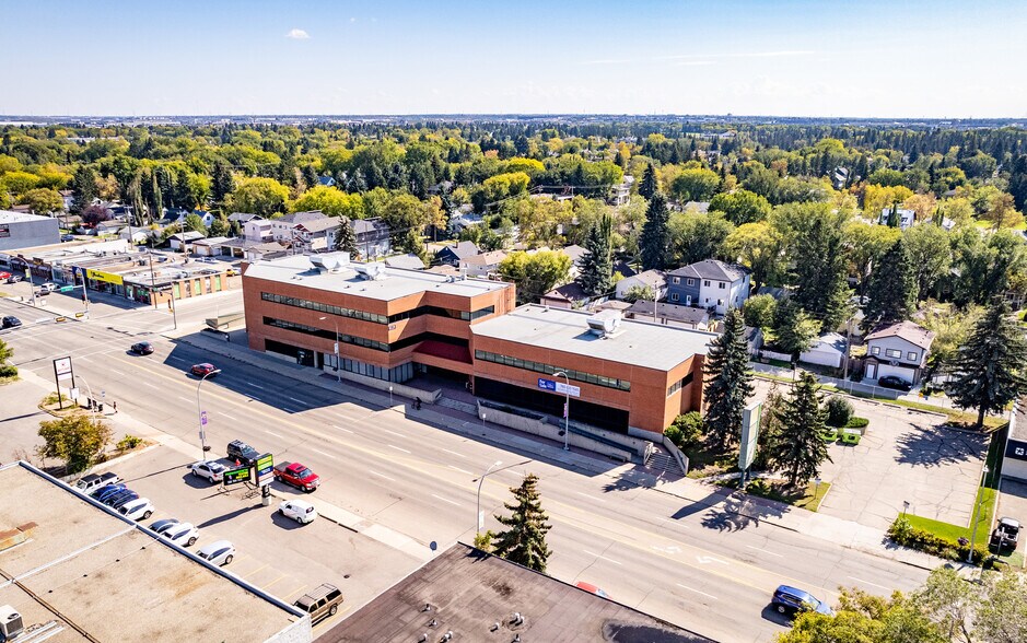 More Photos Of 9119 82nd Ave, Edmonton Office For Lease