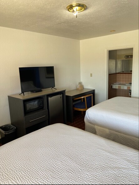 More Photos Of 3439 Highway 65 N, Dermott Hotel For Sale