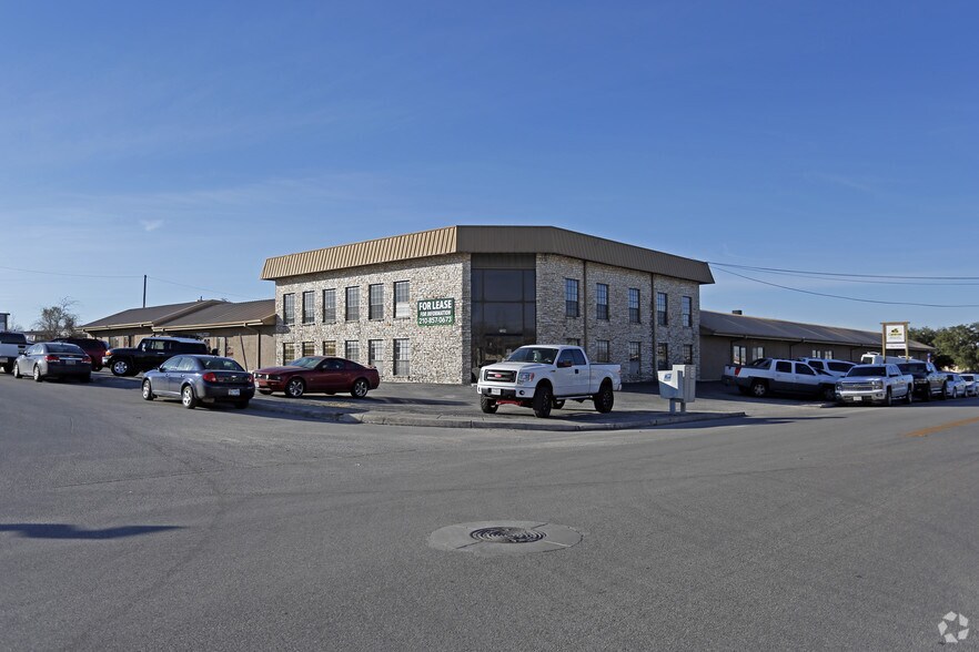 Primary Photo Of 7126 Eckhert Rd, San Antonio Light Manufacturing For Lease