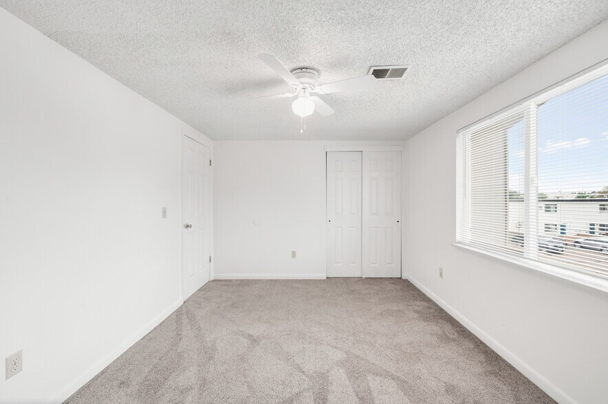 More Photos Of 1815-1817 28th St, Greeley Apartments For Sale