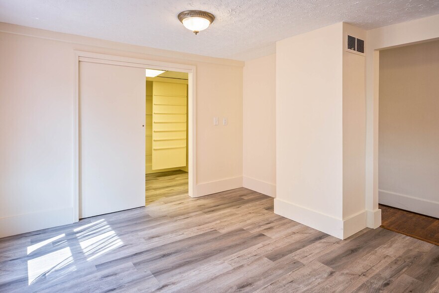 More Photos Of 128 Empire Blvd, Rochester Office Residential For Sale