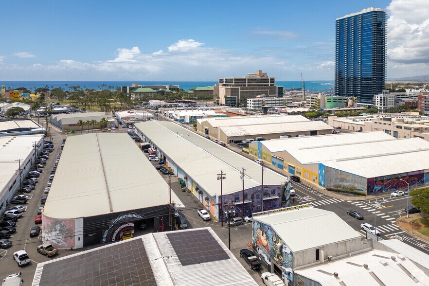 More Photos Of 401-496 Cooke St, Honolulu Warehouse For Lease