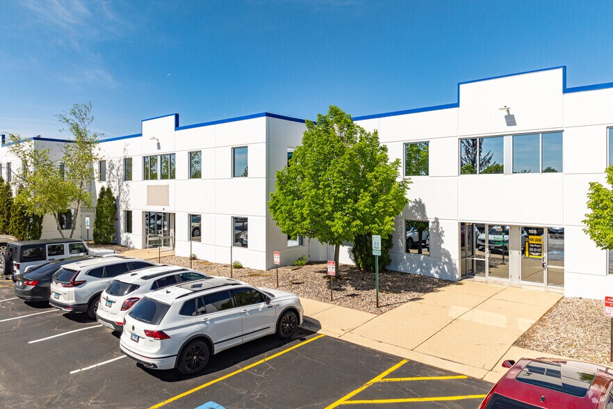 More Photos Of 2600 Beverly Dr, Aurora Light Distribution For Lease