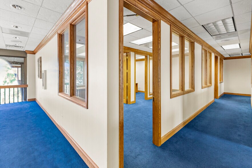 More Photos Of 310 Main St, Lemont Bank For Lease