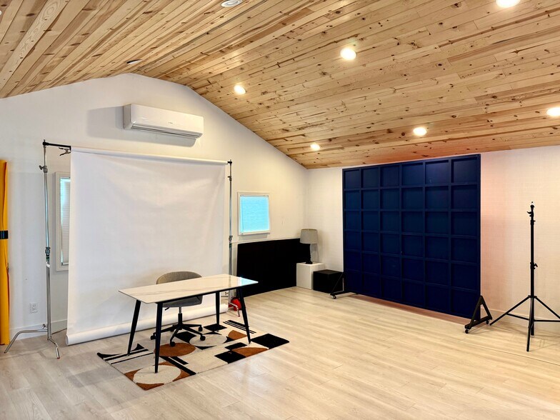 More Photos Of 4161 Roswell Rd NE, Atlanta General Retail For Sale