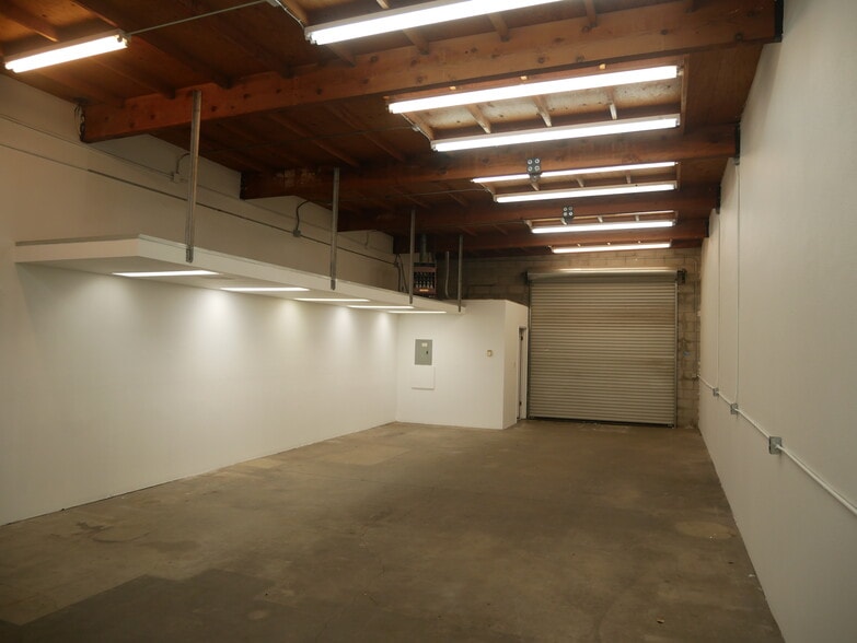 More Photos Of 2747 Sherwin Ave, Ventura Manufacturing For Sale