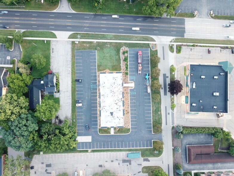 More Photos Of 4500 Cascade Rd SE, Grand Rapids Medical For Lease