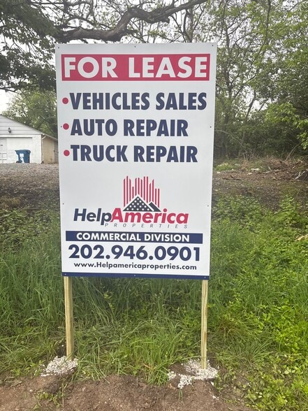 More Photos Of 23521 Frederick Rd, Clarksburg Specialty For Sale