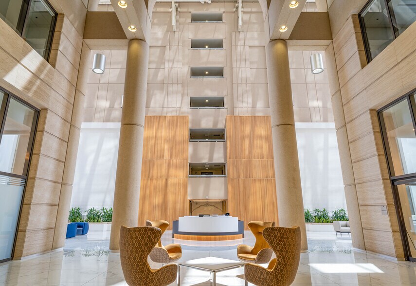 More Photos Of 8080 N Central Expy, Dallas Office For Lease