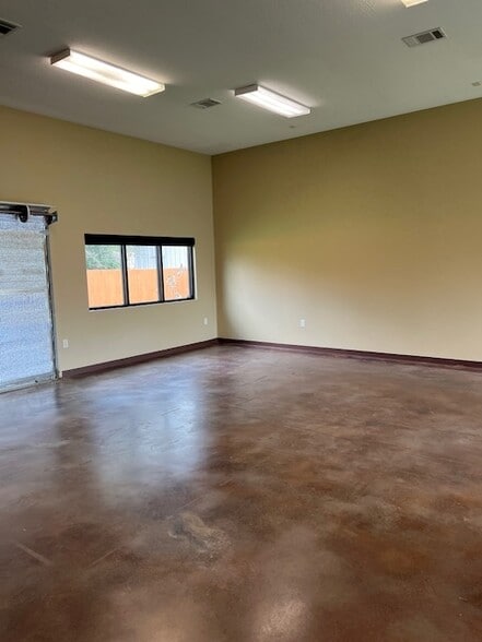 More Photos Of 612 State Highway 3, League City Freestanding For Sale