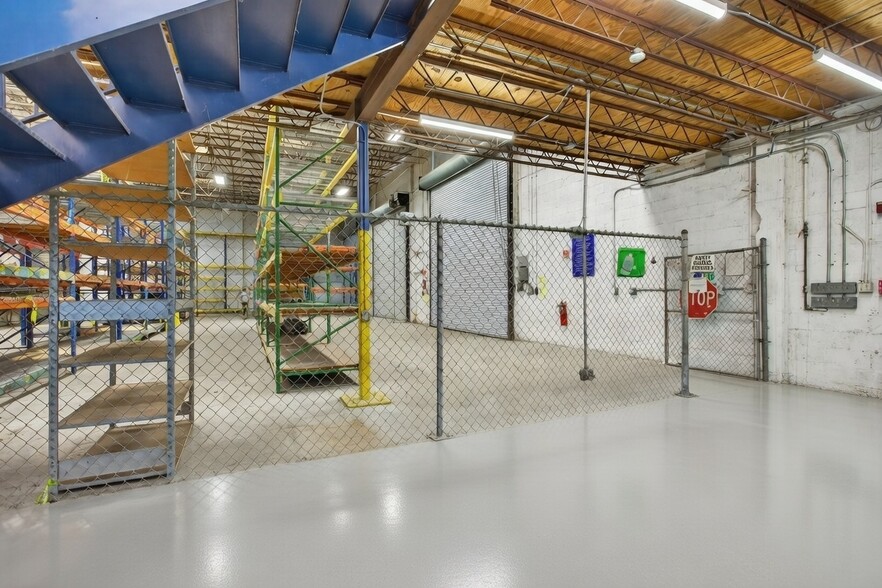More Photos Of 1500 N Powerline Rd, Pompano Beach Warehouse For Lease