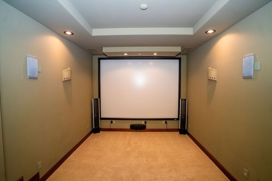 More Photos Of 2286 Sunshine Mountain Rd, San Marcos Winery Vineyard For Sale