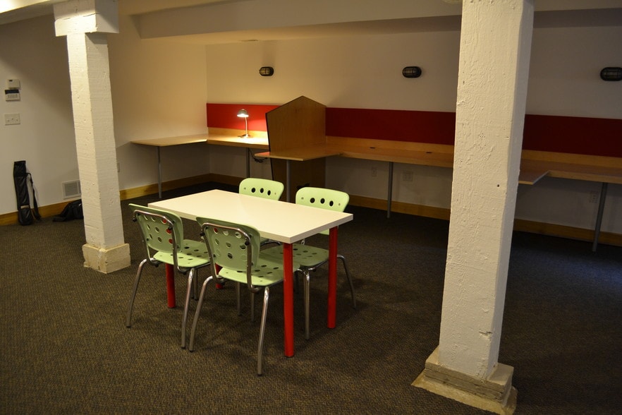 More Photos Of 4306 S Bryant Ave, Minneapolis Coworking Space