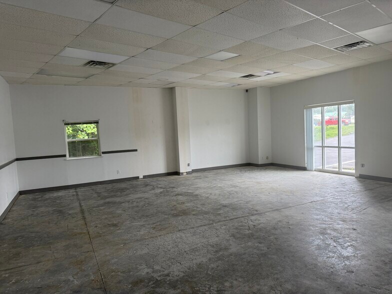 More Photos Of 1385 John Small Ave, Washington Medical For Lease