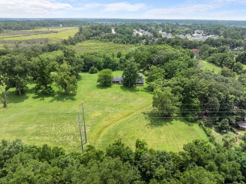 More Photos Of 5757 Ogeechee Rd, Savannah Flex For Lease