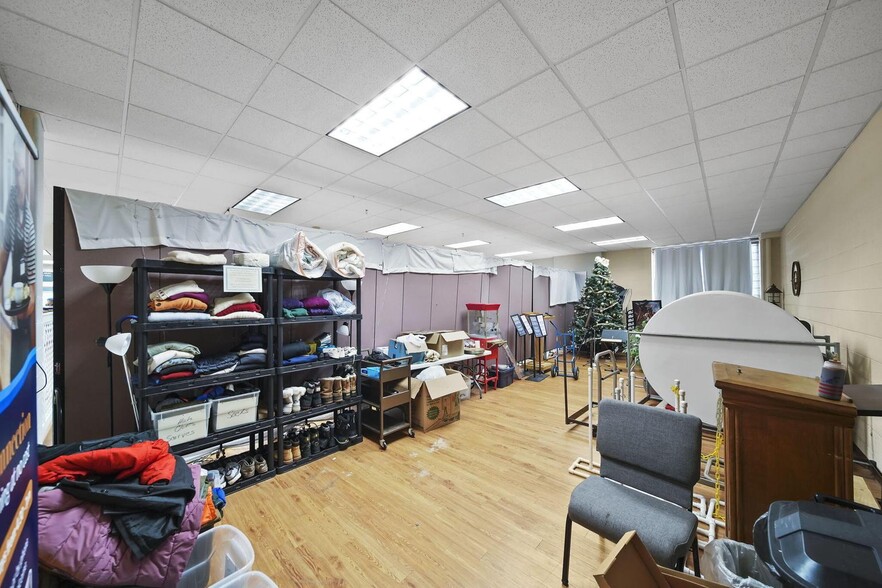 More Photos Of 201 S Jackson St, Jackson Specialty For Sale
