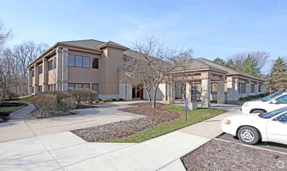 Primary Photo Of 8080 Ravines Edge Ct, Columbus Medical For Lease