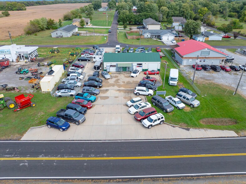 More Photos Of 306 W Front St, La Monte Industrial For Sale