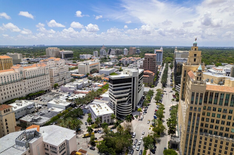 More Photos Of 150 Alhambra Cir, Coral Gables Office For Lease