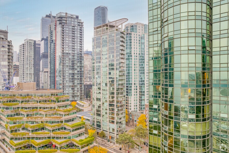 More Photos Of 1260-1280 W Pender St, Vancouver Storefront For Sale