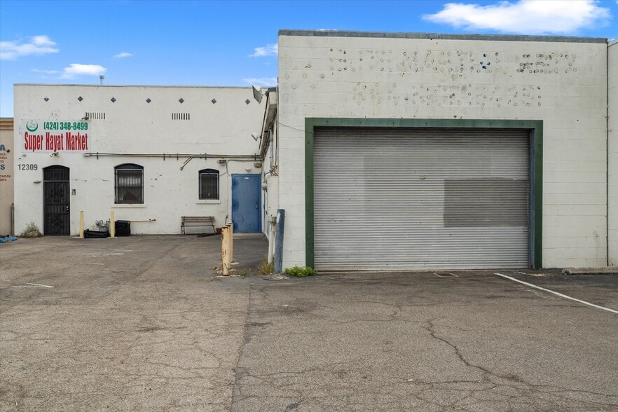 More Photos Of 12309-12311 Hawthorne Blvd, Hawthorne Storefront For Sale