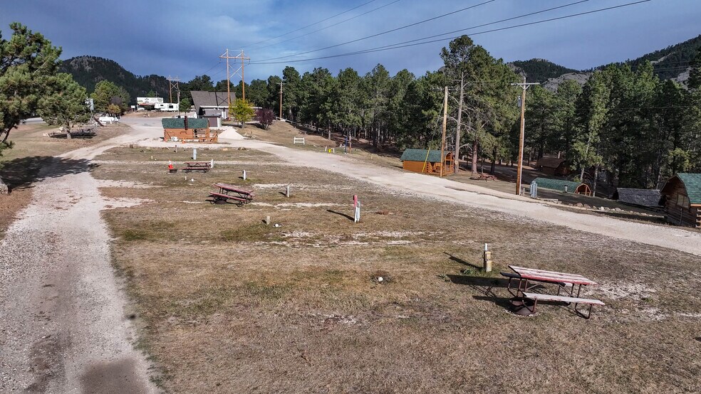 More Photos Of 1116 N 5th St, Custer Trailer Camper Park For Sale