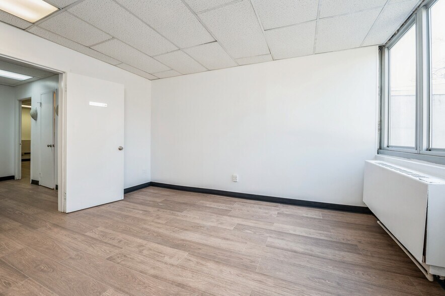 More Photos Of 499 N Broadway, White Plains Apartments For Lease