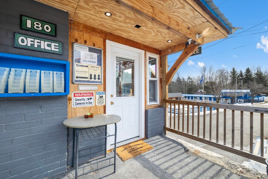 More Photos Of 180 Main St, North Woodstock Hotel For Sale