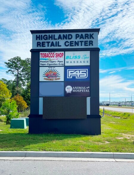 More Photos Of 492 Jimmy Deloach Pky, Savannah Freestanding For Lease