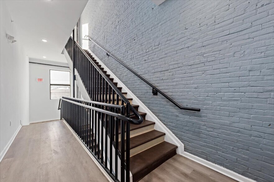 More Photos Of 128 N 8th St, Allentown Warehouse For Sale