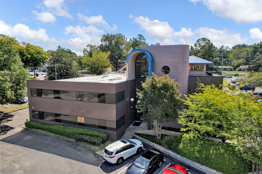 More Photos Of 5180 Park Ave, Memphis Office For Lease