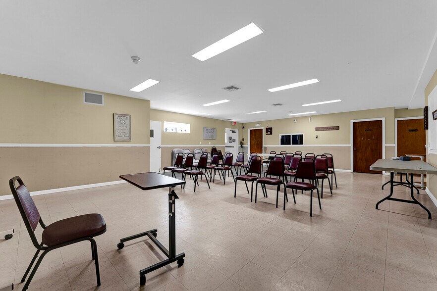 More Photos Of 6565 SW 127th Ave, Miami Religious Facility For Sale