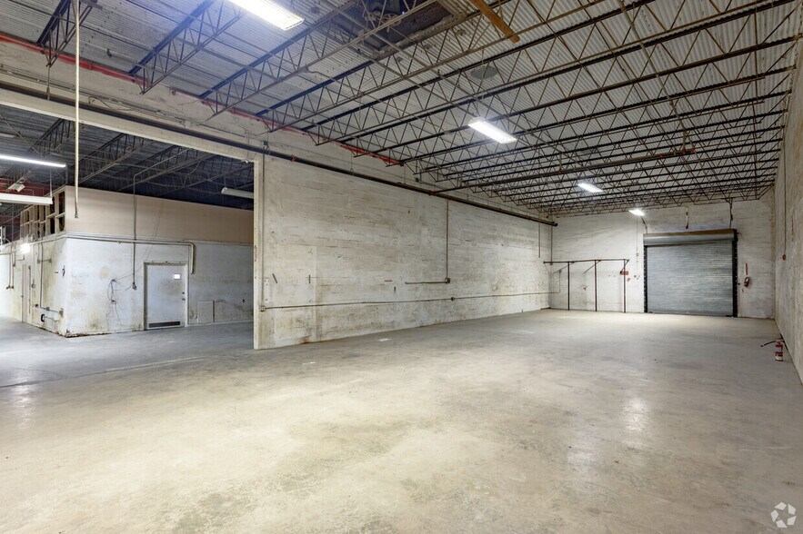 More Photos Of 750 NW 57th Ct, Fort Lauderdale Manufacturing For Sale