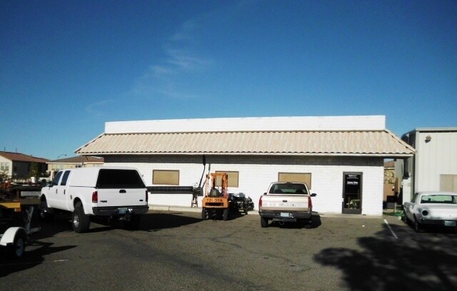 More Photos Of 648 Joey Ln, Henderson Manufacturing For Lease