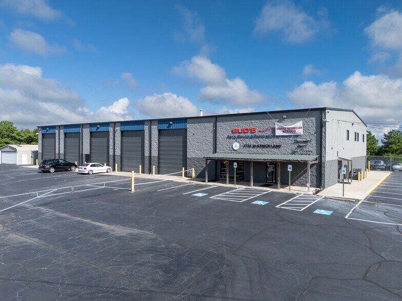 More Photos Of 7773 Strickland St, Douglasville Industrial For Lease